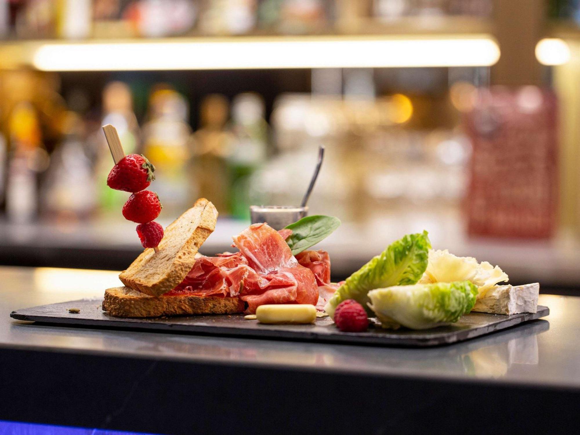Mercure Bordeaux Centre Ville Ngoại thất bức ảnh